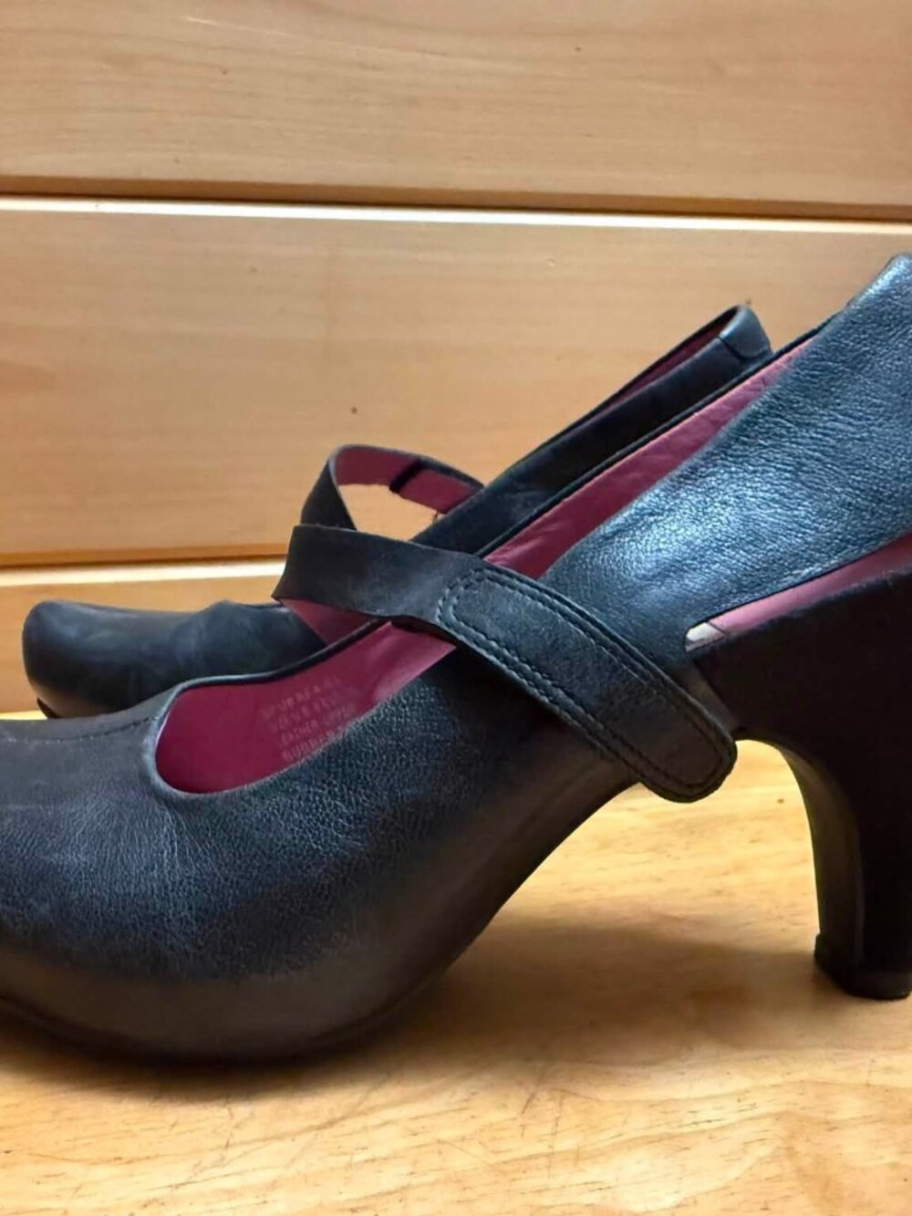 Tsubo Heels Black Size 6